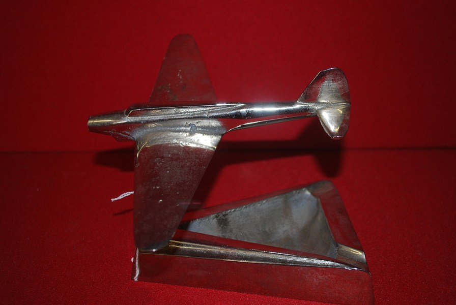 WW2 TRENCH ART AIRPLANE