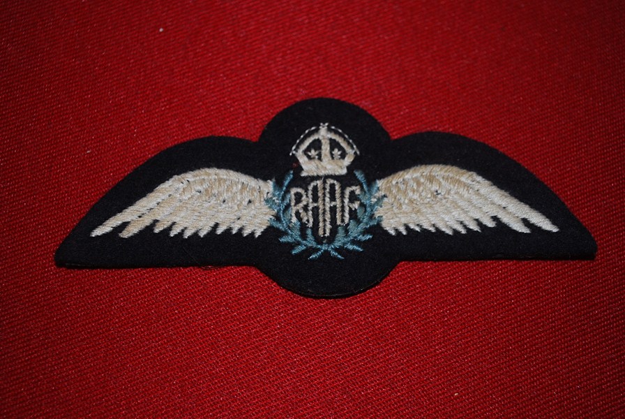 WW2 RAAF PILOTS WINGS-SOLD