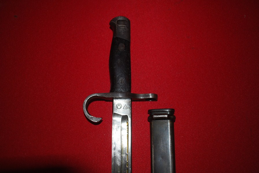 WW2 JAPANESE BAYONET.-SOLD