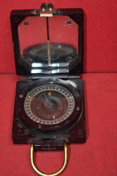 WW2 COMMONWEALTH ISSUE COMPASS.