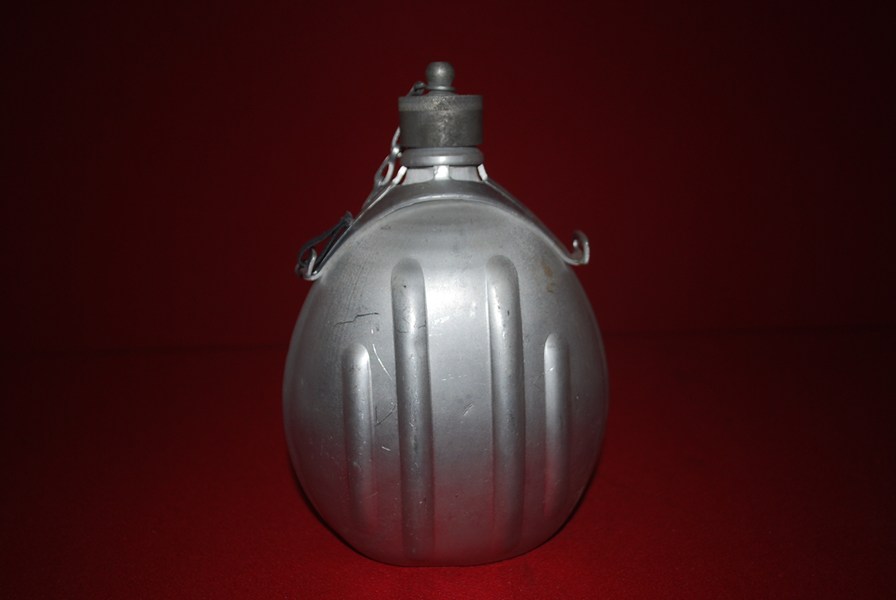 WW2 ITALIAN WATER BOTTLE-SOLD