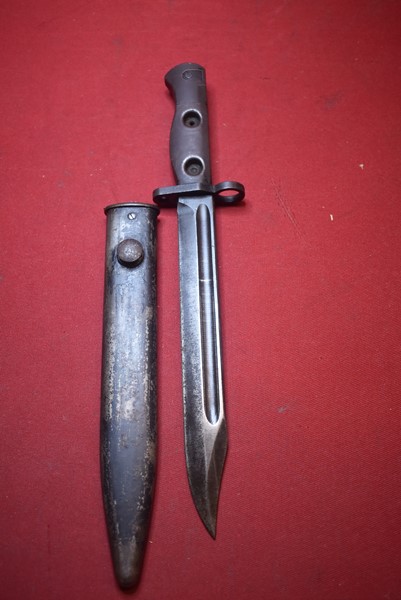 AUSTRALIAN ISSUE SLR BAYONET-SOLD