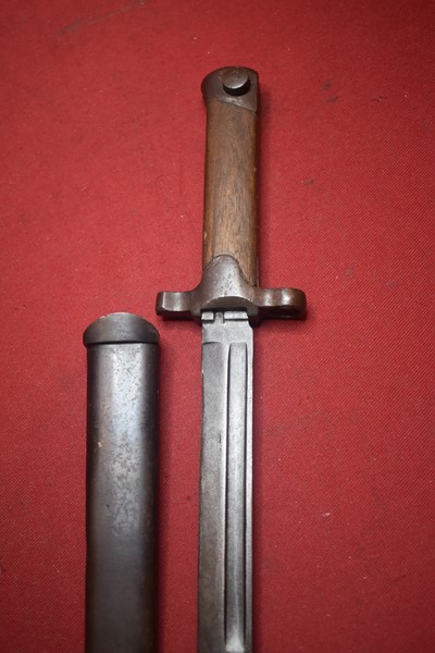 WW2 ITALIAN CARCANO BAYONET FIXED BLADE.-SOLD