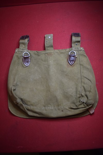 WW2 GERMAN ARMY SOLDIERS BREAD BAG-SOLD