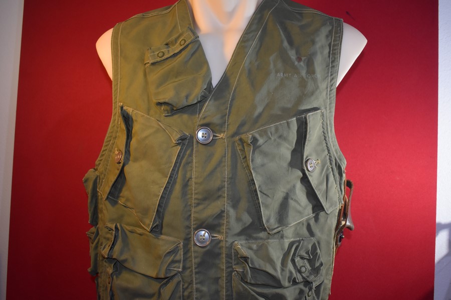 USAAF PILOT C-1 SURVIVAL SUSTENANCE VEST-SOLD