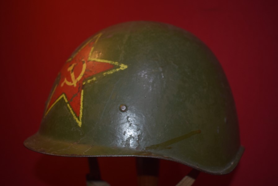 WW2 RUSSIAN SSH40 HELMET-SOLD