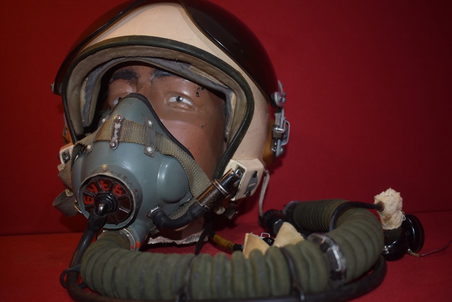 SOVIET RUSSIAN ZSh-5AN MIG PILOTS HELMET WITH KM-34 OXYGEN MASK.-SOLD