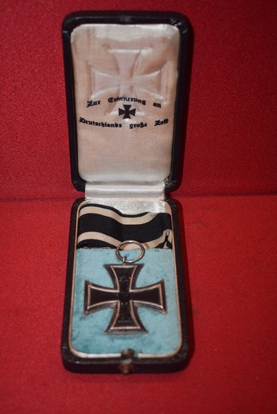 CASED WW1 GERMAN IRON CROSS SECOND CLASS-SOLD