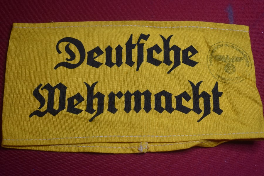 WW2 GERMAN ARMBAND 'DEUTSCHE WEHRMACHT'.-ON HOLD PB-SOLD