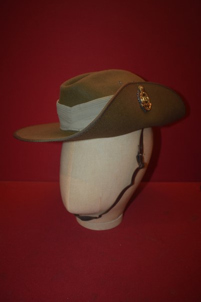 AUSTRALIAN SLOUCH HAT VIETNAM PERIOD DATED 1971-SOLD