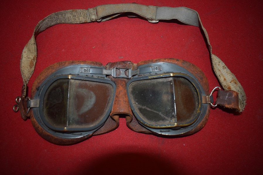 WW2 RAF FLYING GOGGLES MK VIII-SOLD