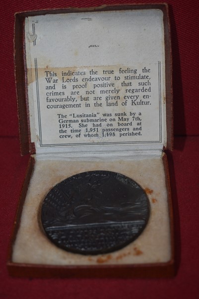 BRITISH ISSUED LUSITANIA MEDALLION IN ORIGINAL BOX-SOLD