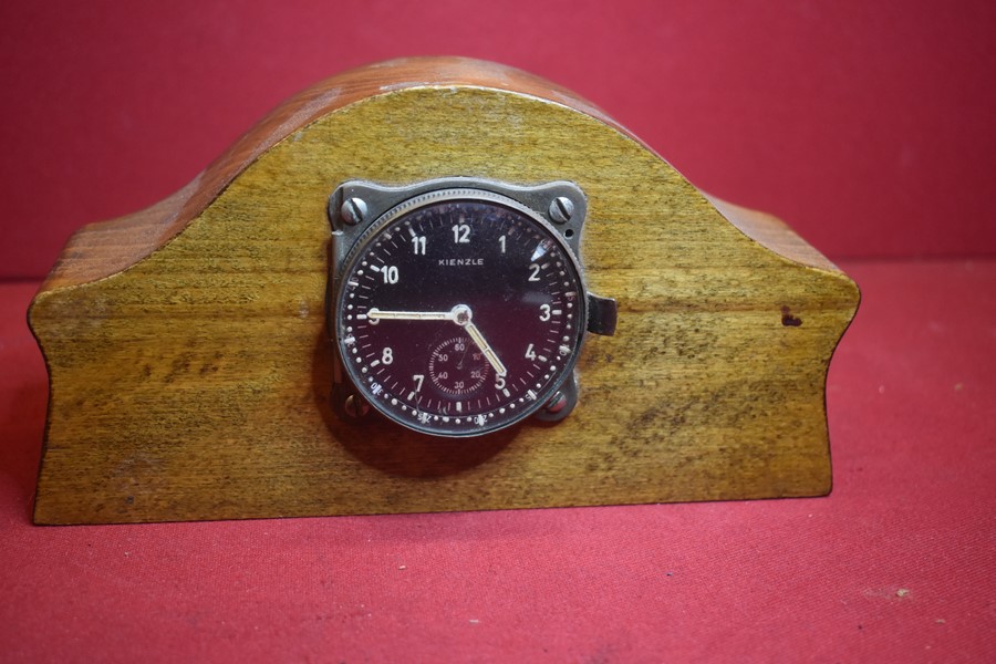 WW2 GERMAN LUFTWAFFE AIRCRAFT COCKPIT CLOCK BY KIENZLE