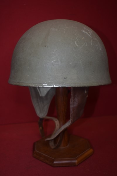 WW2 BRITISH ARMY DISPATCH RIDERS HELMET DATED 1942