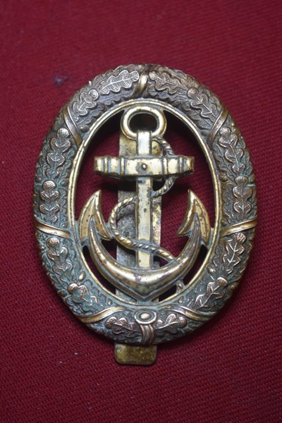 RARE WW2 GERMAN KRIEGSMARINE 'OFFICER OF THE WATCH' DUTY BADGE BY ASSMAN-SOLD