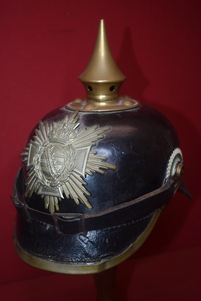 WW1 IMPERIAL GERMAN STATE OF SAXONY PICKELHAUBE OR SPIKE HELMET.