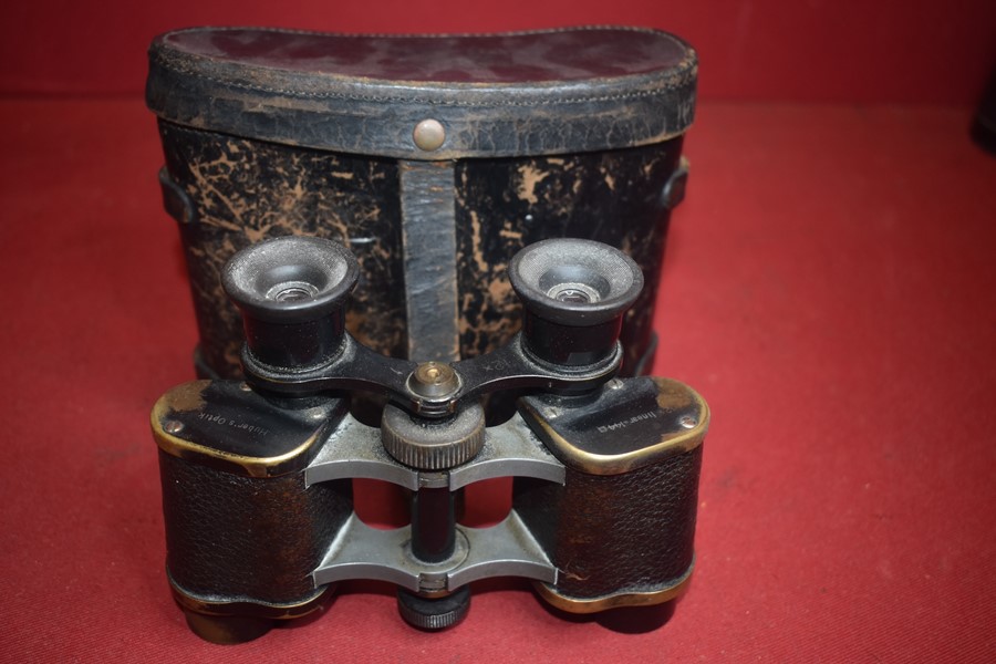 WW1 GERMAN BINOCULARS WITH ORIGINAL CASE BY HUBERS OPTIKS