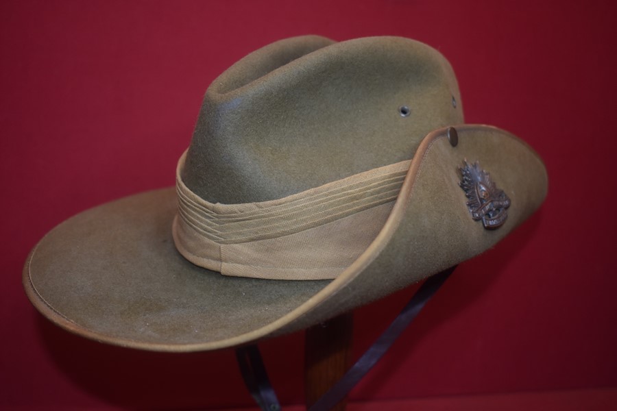 WW2 AUSTRALIAN SLOUCH HAT BY BARDSLEY-SOLD