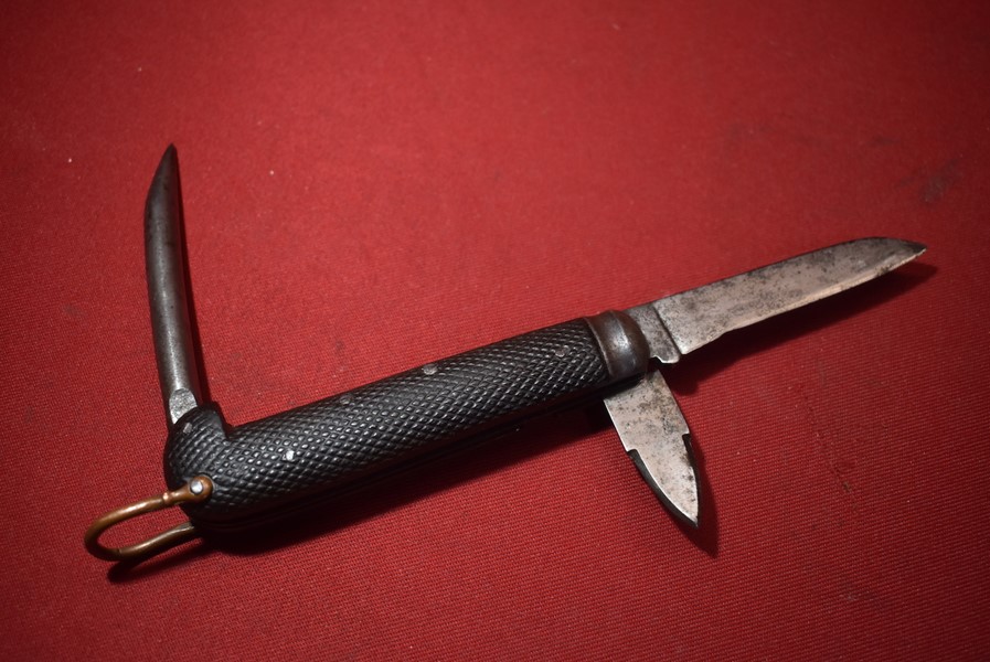 WADE AND BUTCHER JACK/CLASP KNIFE-SOLD