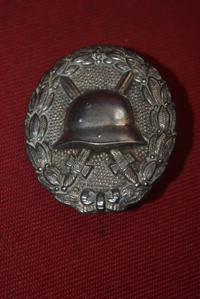 WW1 GERMAN SILVER WOUND BADGE..