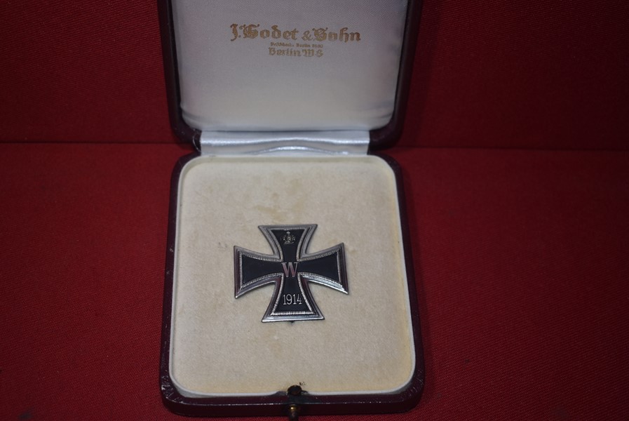 WW1 CASED IRON CROSS FIRST CLASS BY GODET 800 SILVER-SOLD
