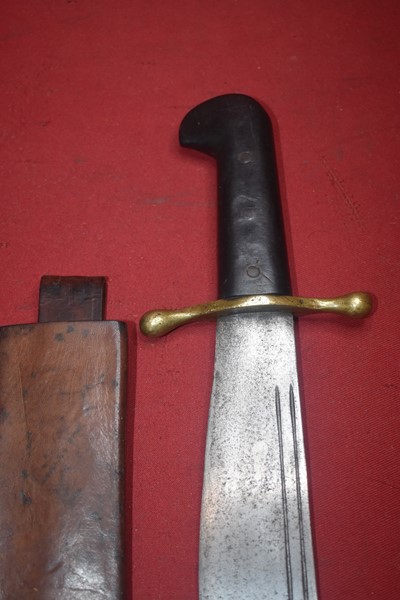 WW2 AUSTRALIAN V44 BOWIE KNIFE/MACHETE BY MARSDEN-STERILE