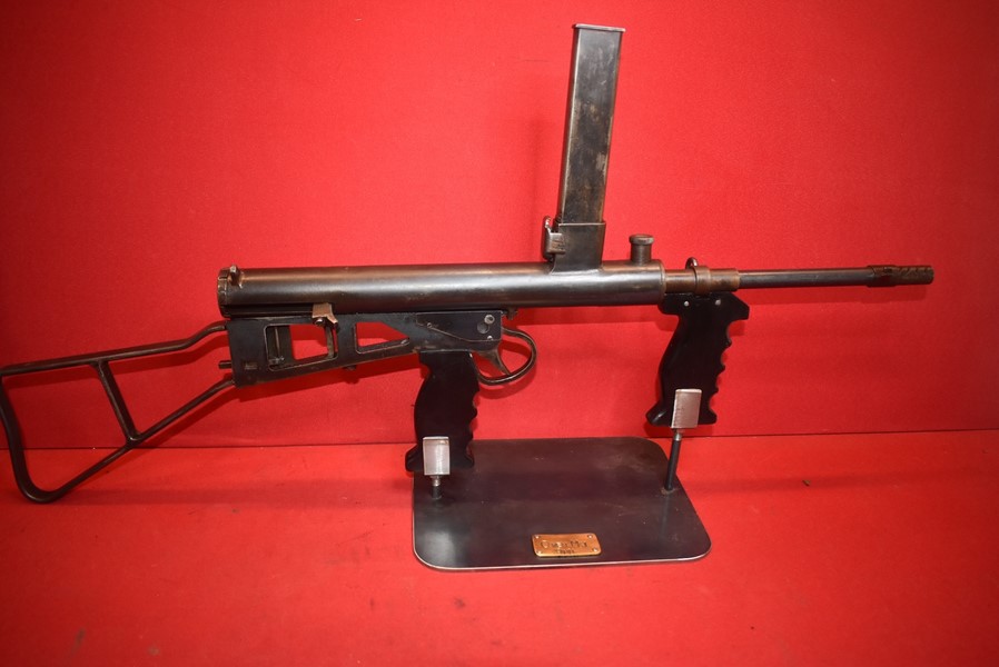 REPLICA AUSTRALIAN OWEN GUN MK1-SOLD