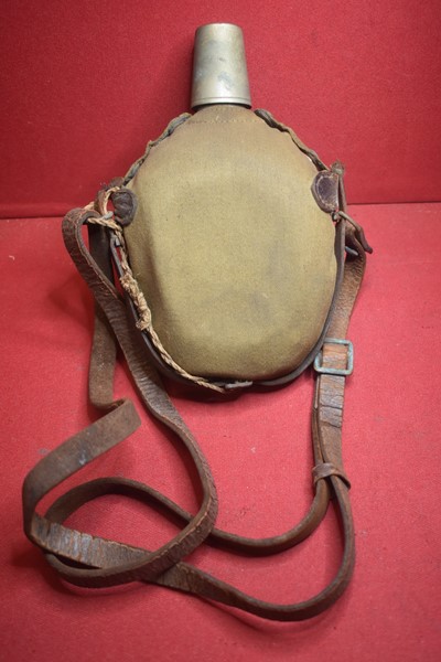 WW2 JAPANESE OFFICERS WATER CANTEEN