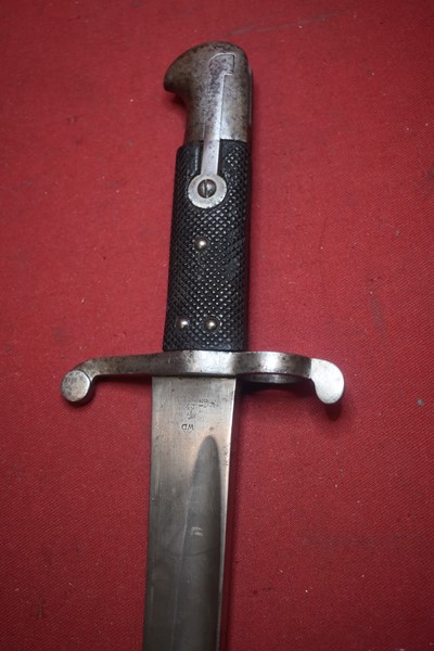 BRITISH PATTERN 1856 SWORD BAYONET WITH A YATAGHAN BLADE