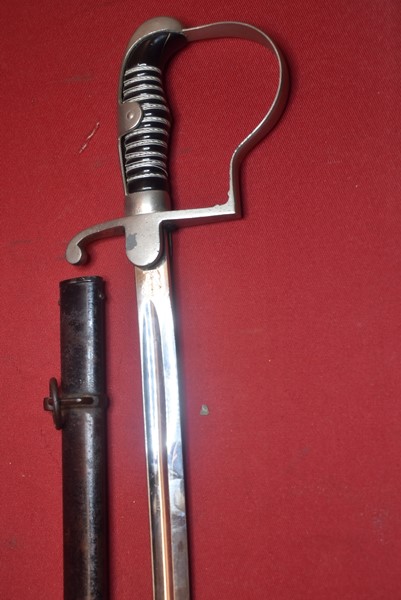 WW1 GERMAN OFFICERS SWORD.. BY EIKHORN