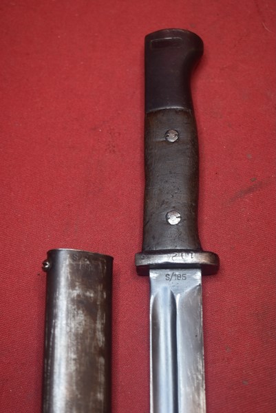 WW2 GERMAN K98 BAYONET WITH WOOD GRIPS