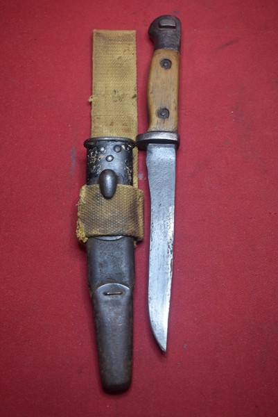 WW2 AUSTRALIAN TRENCH FIGHTING KNIFE